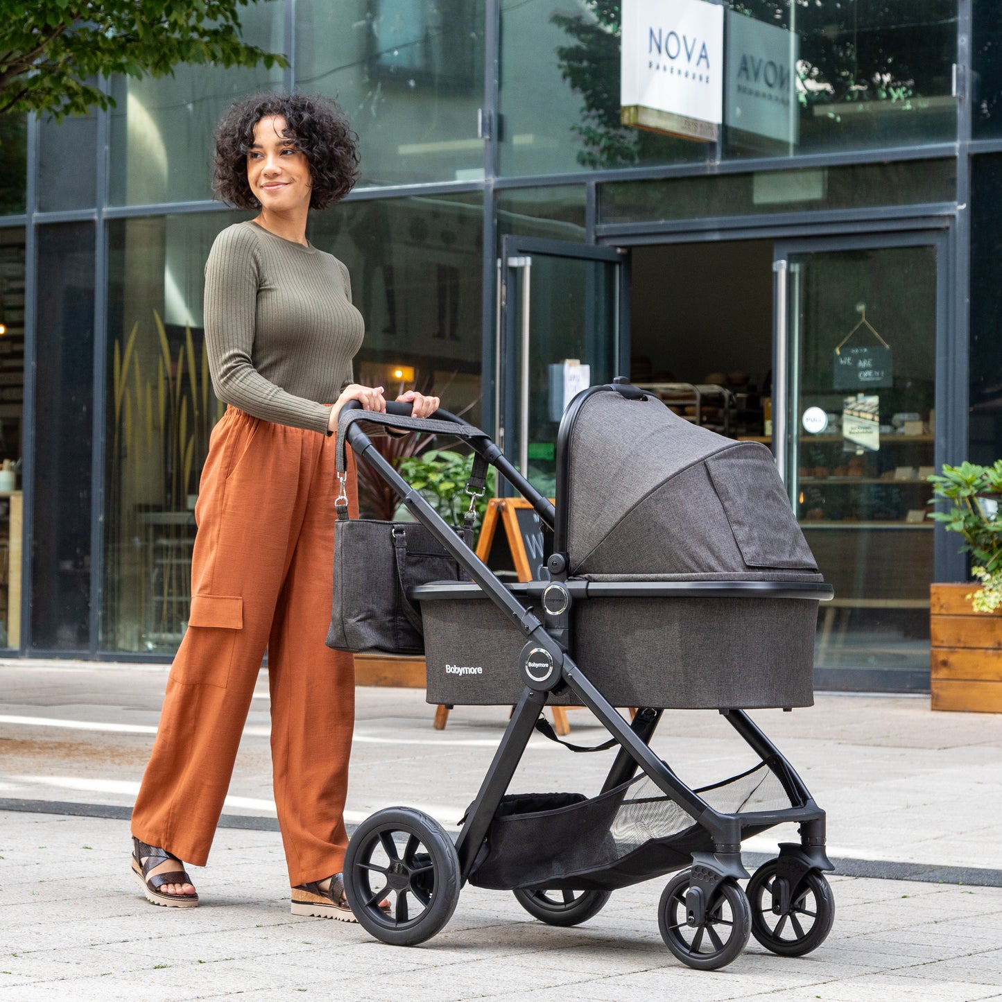 Memore V2 Pram Pushchair - Black